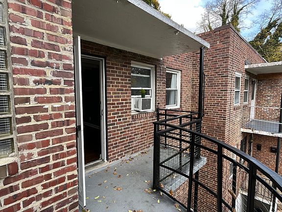 4th image of 6312 N 10th St Floor 2