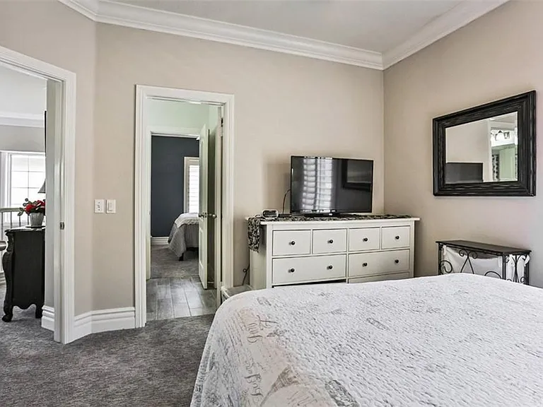 103 Melrose Dr — Photo 24
