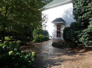 10N560 Muirhead Rd, Elgin, IL 60124