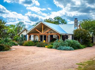 522 Fm 480, Center Point, TX 78010