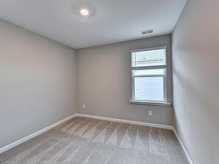 192 Golden Eagle Pkwy — Photo 30