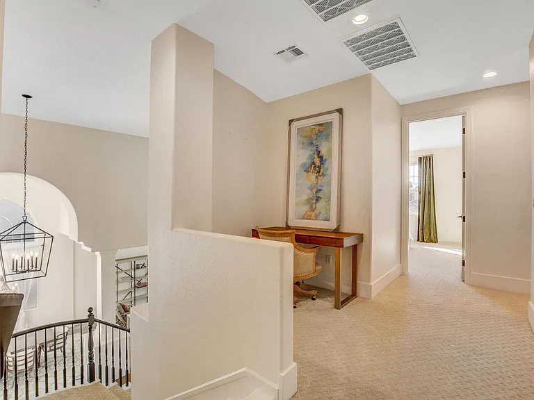 308 Round Stone Ct — Photo 46
