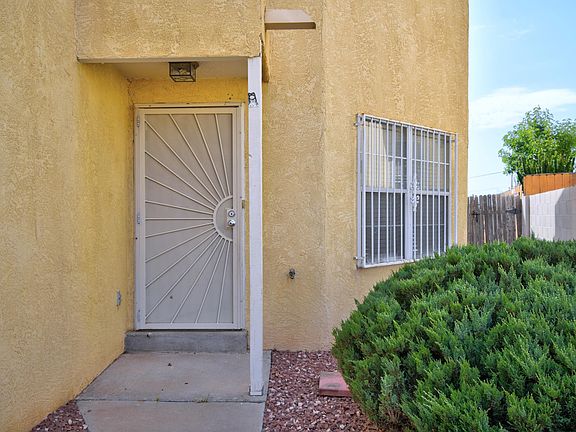 2nd image of 5220 Esperanza Ct NW