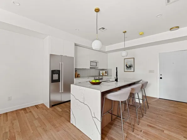 122 Washington St #25, Stoneham, MA 02180