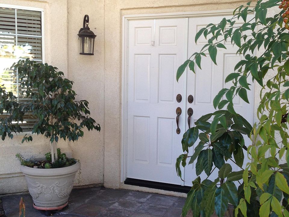 1st image of 1579 Dawson Dr