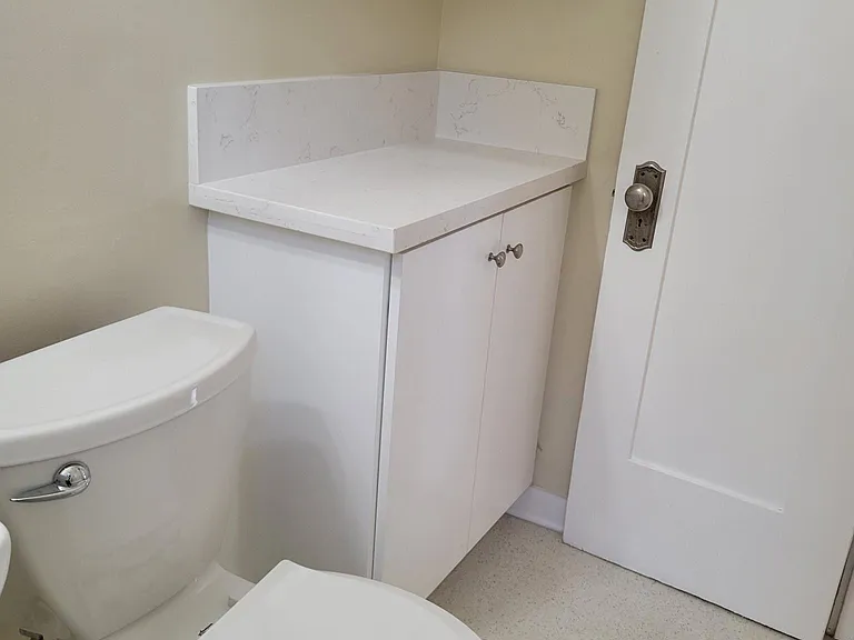 843 E Calaveras St — Photo 12