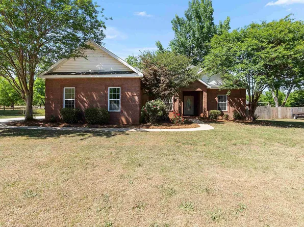 208 Mahan Dr, Perry, GA 31069