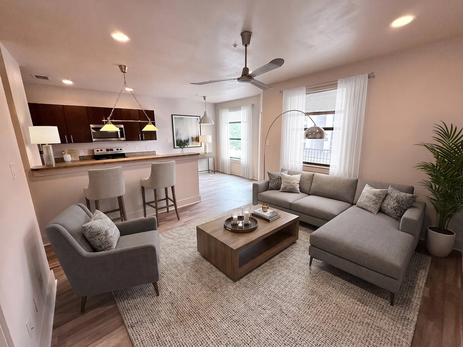 1 bed, 882 sqft, $745 — Photo 1