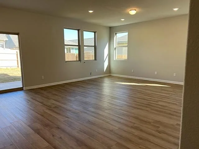 1006 Pinyon Cv — Photo 14