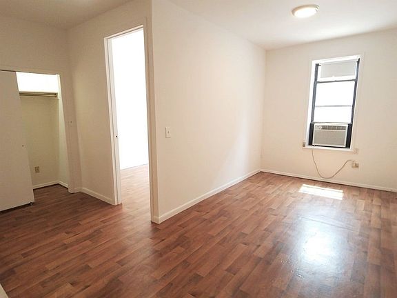 3rd image of 243 5th Ave #2R