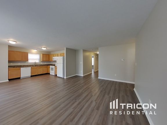3rd image of 5834 Accent Dr