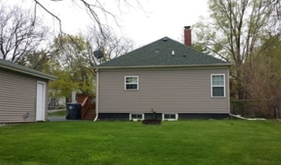 3rd image of 324 McKinley Ave