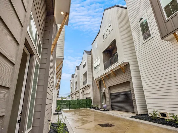 1187 W 19th St, Houston, TX 77008