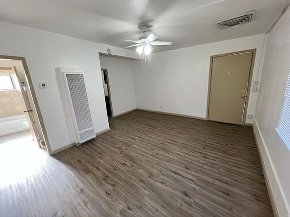 5th image of 2225 College St