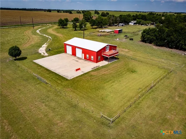 836 County Road 446, Chilton, TX 76632