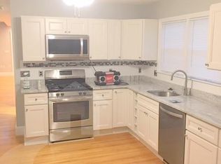 94 1st St #2S, Medford, MA 02155