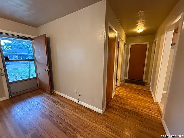 555 N Union Ave — Photo 14