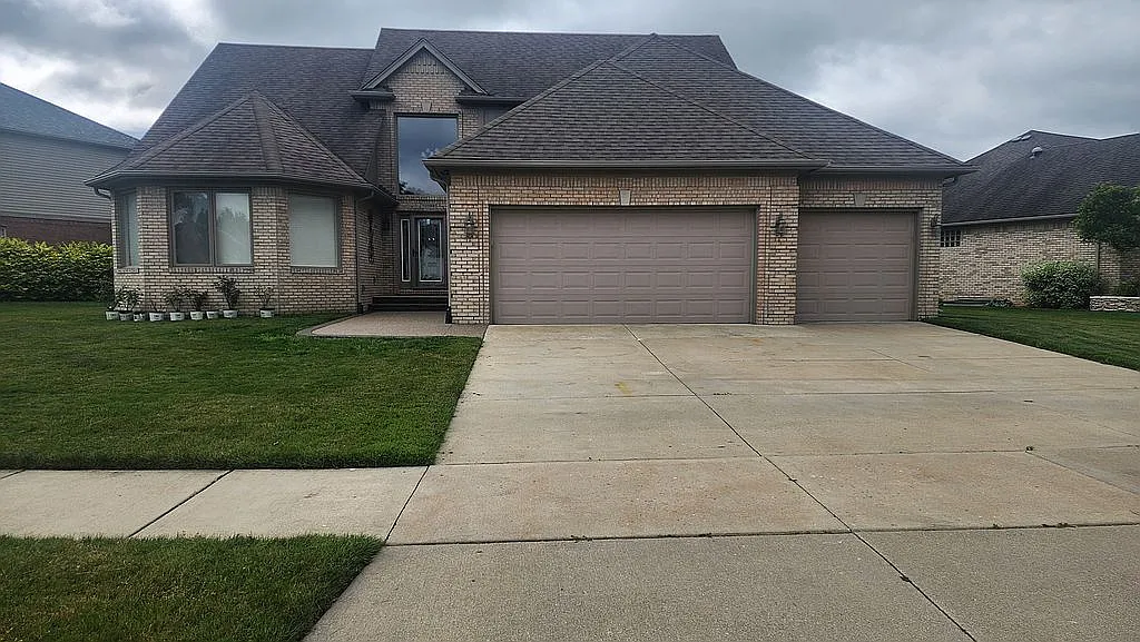 50554 Knightsbridge Dr photo 1