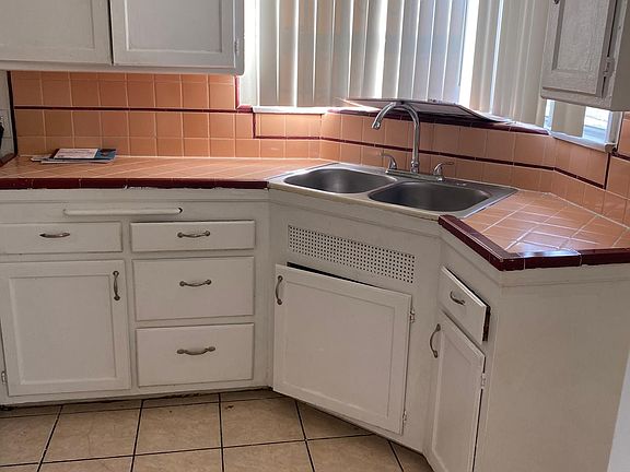 2nd image of 12118 S Broadway #1