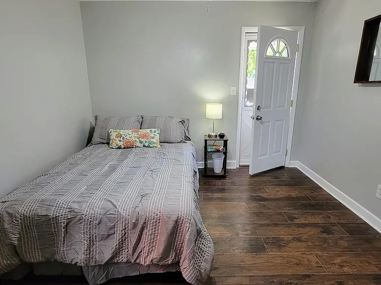 13578 Cedar Rd #DOWNSTAIRS — Photo 13
