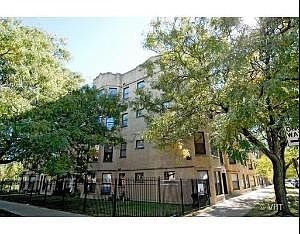 1st image of 4827 N Fairfield Ave