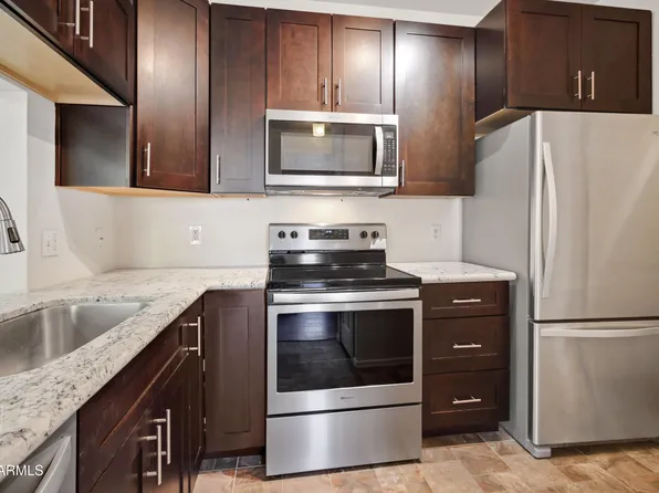 5401 E VAN BUREN Street #2095, Phoenix, AZ 85008