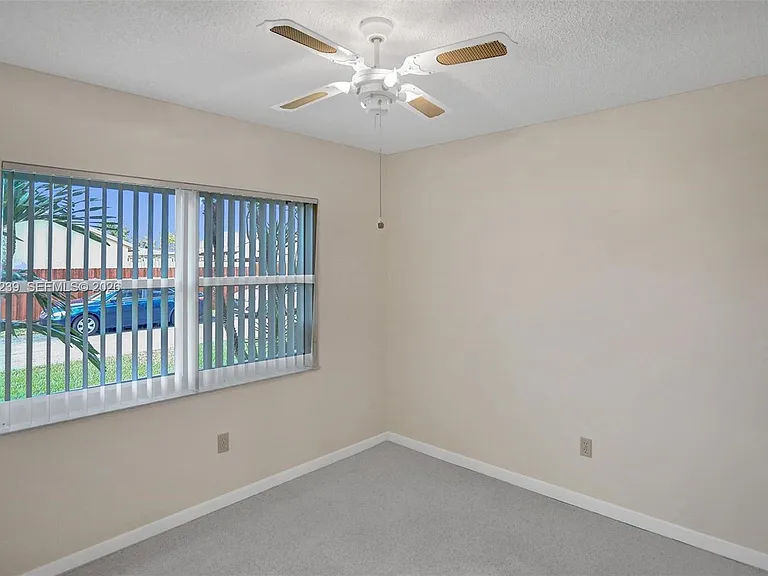 11529 SW 133rd Ter — Photo 20