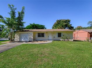 2280 Linwood Dr, Sarasota, FL 34232