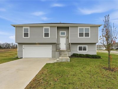 21295 W 218th Ter, Spring Hill, KS, 66083