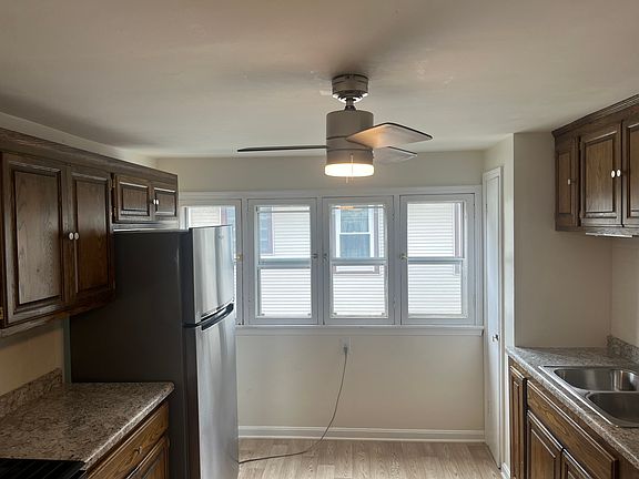 4th image of 2109 N 55th St #2