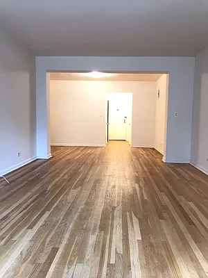 Rented by Kew Forest Realty Inc | media 1