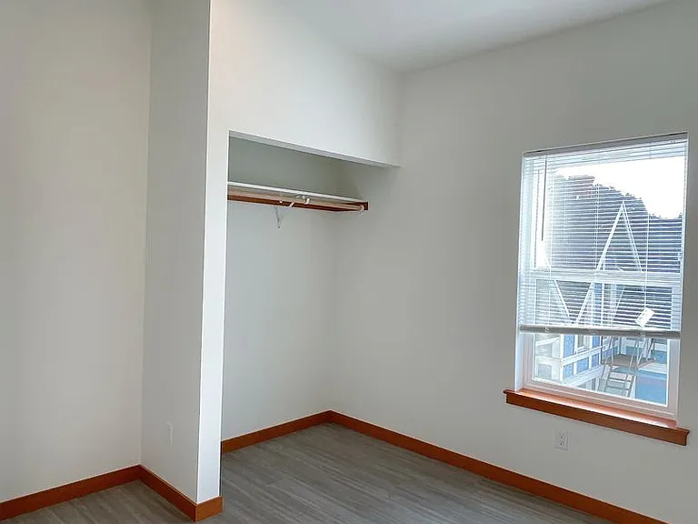 1205 N Garden St — Photo 64