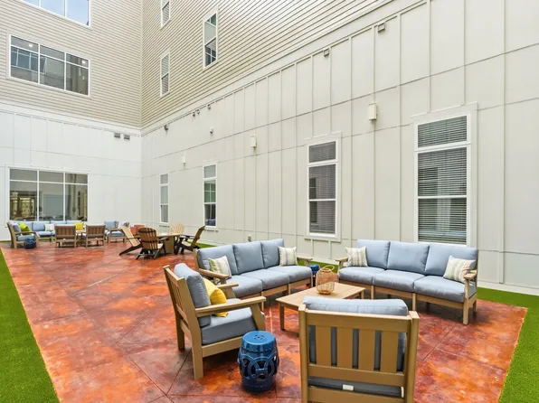 Neel's Lofts