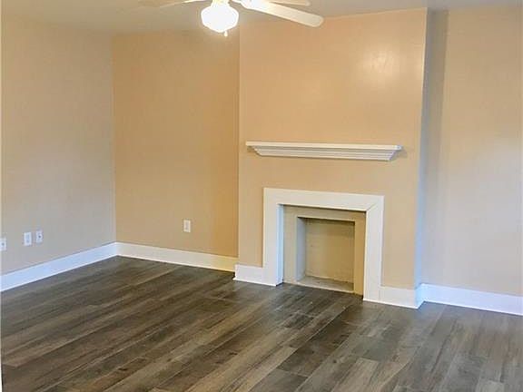 3rd image of 205 E Duffy St APT B