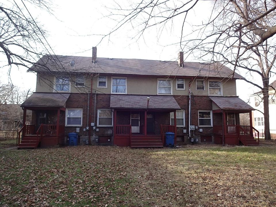 2nd image of 245 Bridge St