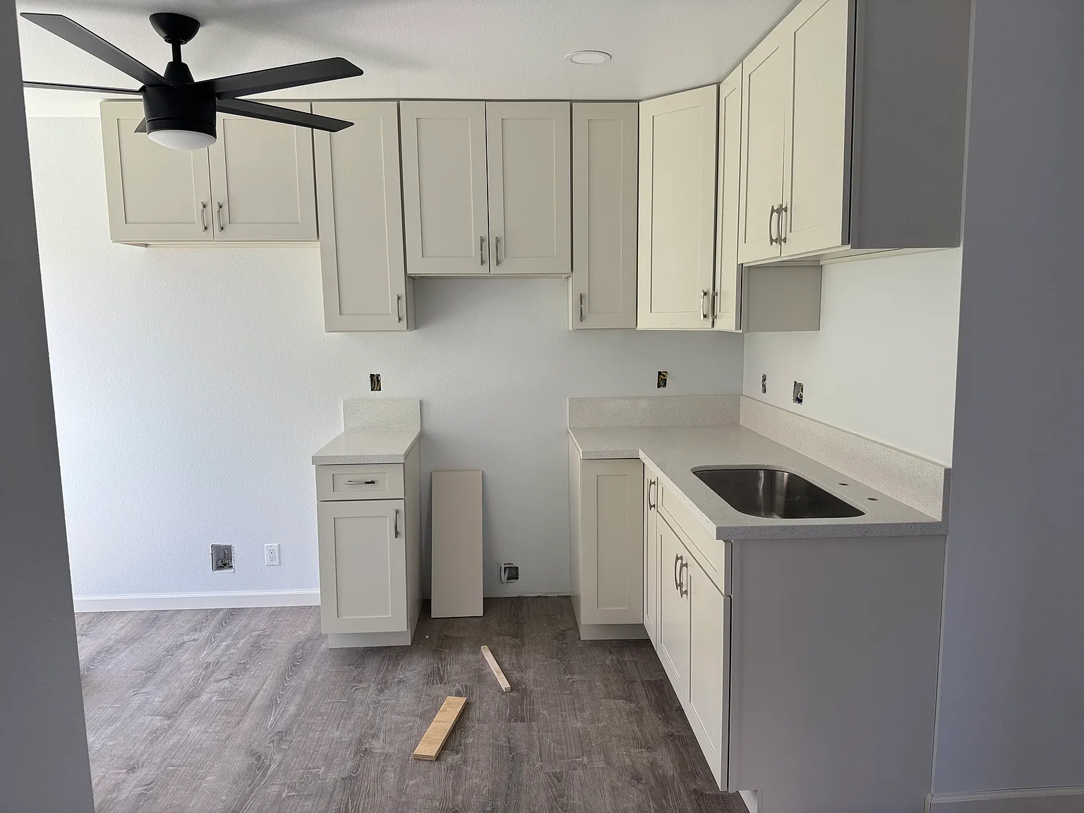 6 bed, 2279 sqft, $1,500 — Photo 4