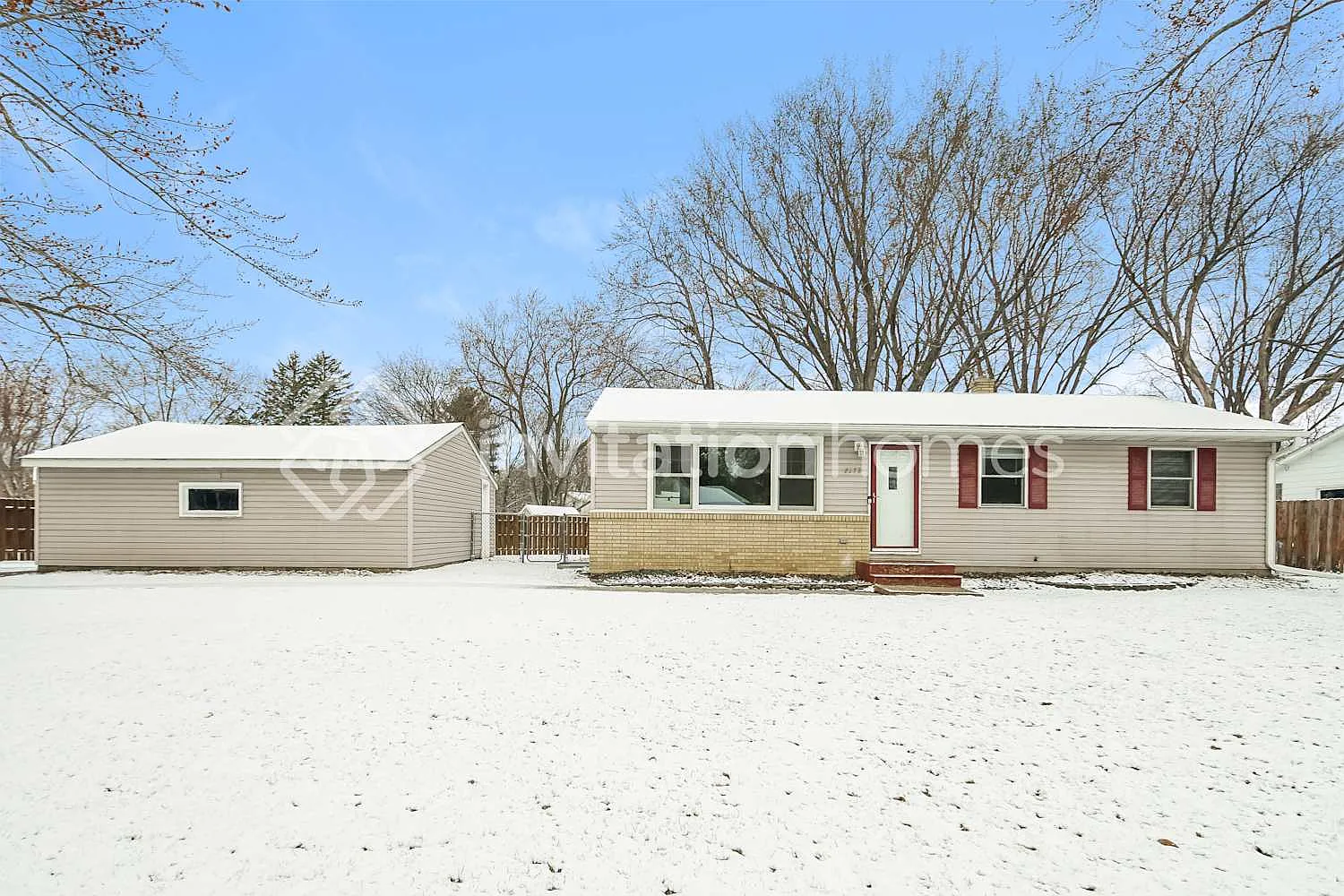 2273 Sierra Dr White Bear Lake, MN 55110 — Photo 1