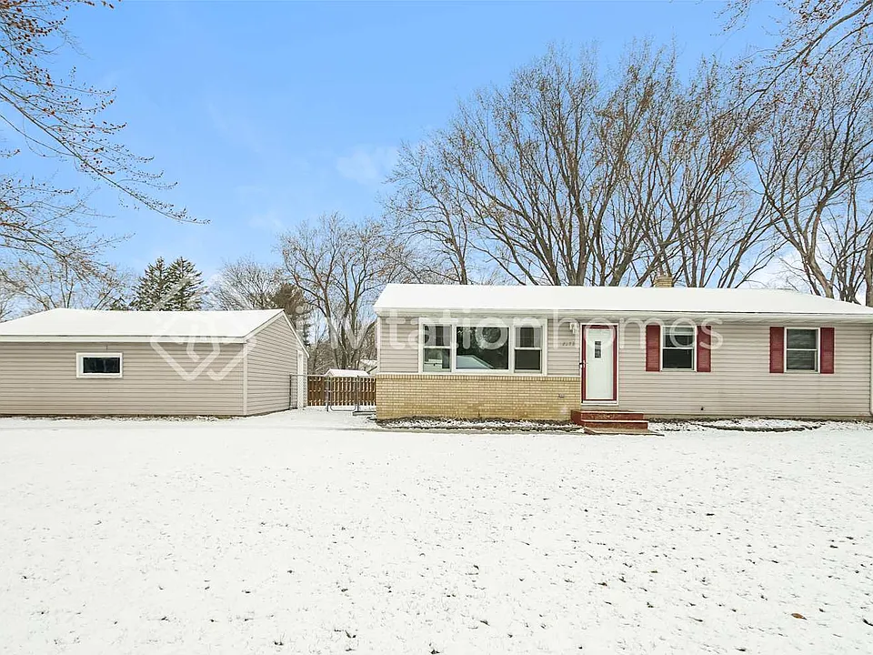 2273 Sierra Dr