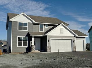 1052 Ashbury Ln NE, Hanover, MN 55341