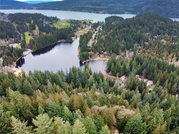 13 Oval Court, Bellingham, WA 98229