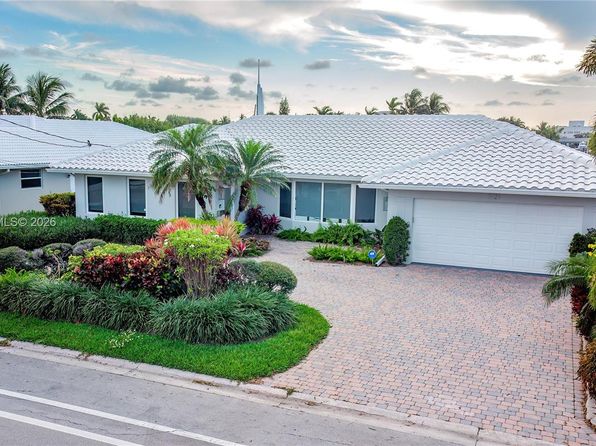 5721 Bayview Dr