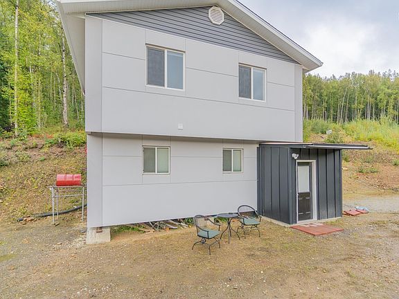 3rd image of 1490 Birch Bend Ct