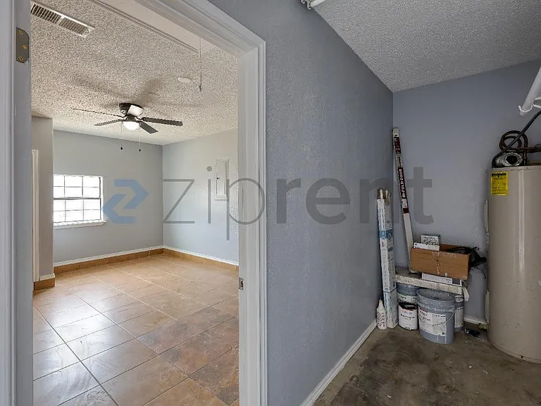 5011 Jason Dr — Photo 30