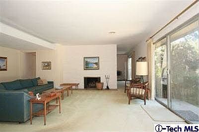 2nd image of 1435 Riviera Dr