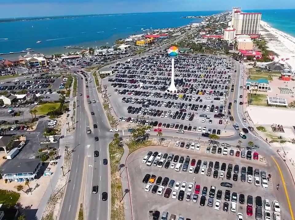 1st image of 20 Via De Luna Dr