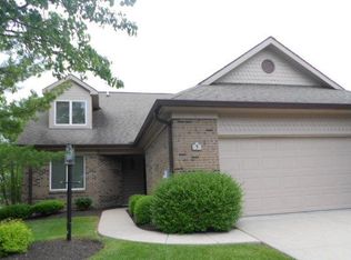5 Pond Run Cir #66, Hamilton, OH 45013