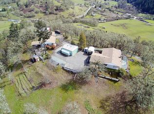 1646 NE Division St, Myrtle Creek, OR 97457