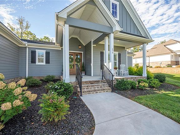 3rd image of 170 Lantern Dr
