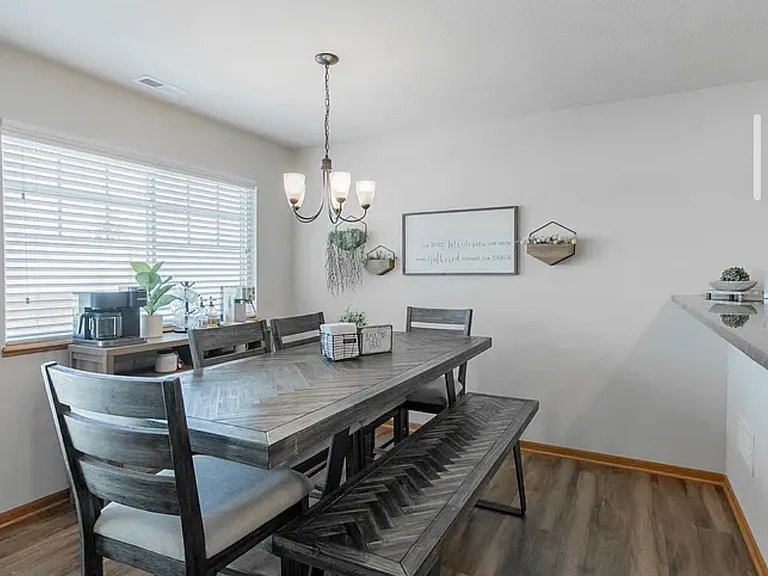 8767 Ridge Hollow Dr — Photo 11