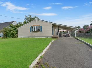 86 Boulevard W, Keyport, NJ 07735